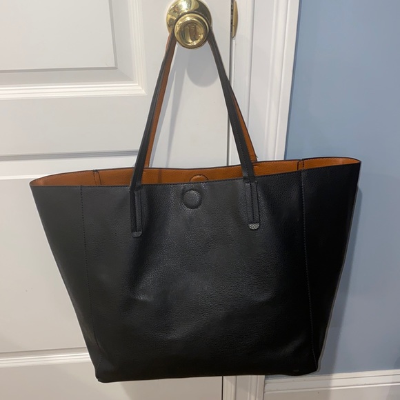 Handbags - Large black tote bag